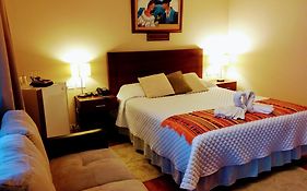 Hotel El Indio Inn